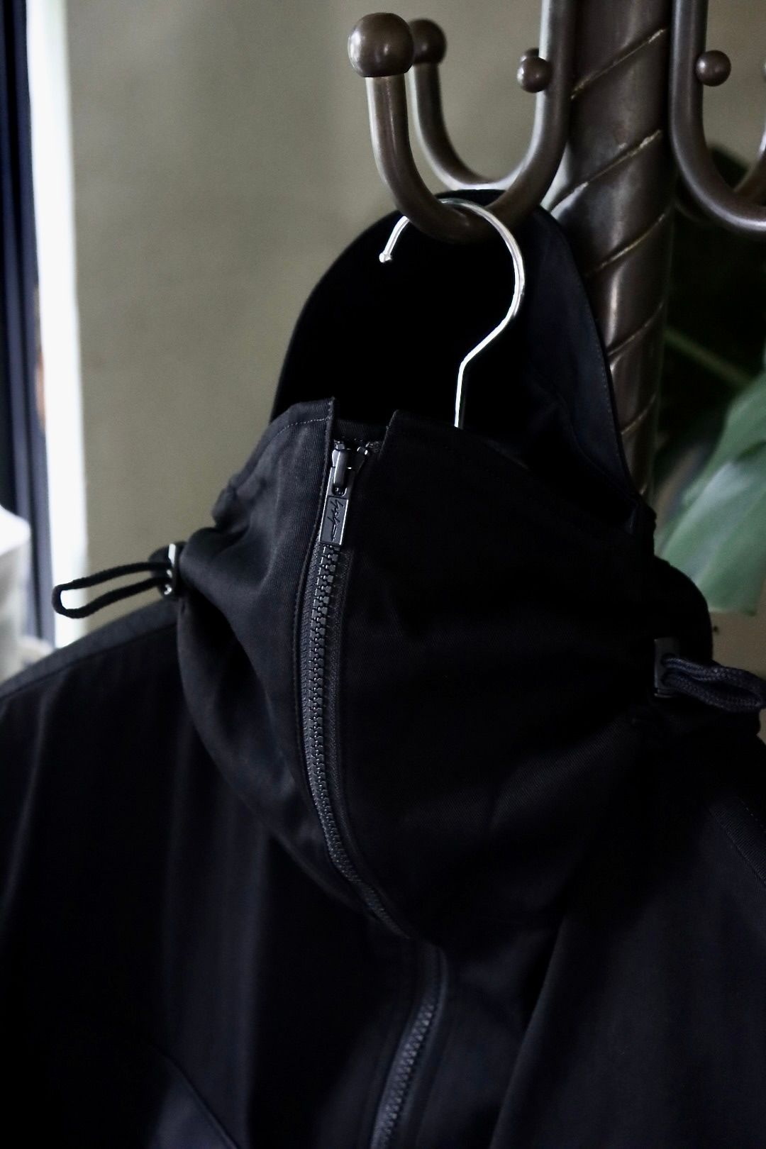 ヨウジヤマモト23AW HOODED MILITARY JACKET(HJ-Y04-046-1)☆9月13日(水)発売！