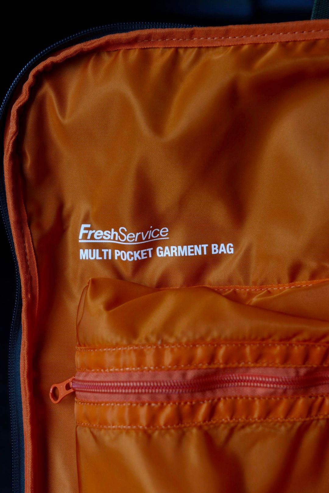 フレッシュサービス MULTI POCKET GARMENT BAG(FSP251-90034)KHAKI