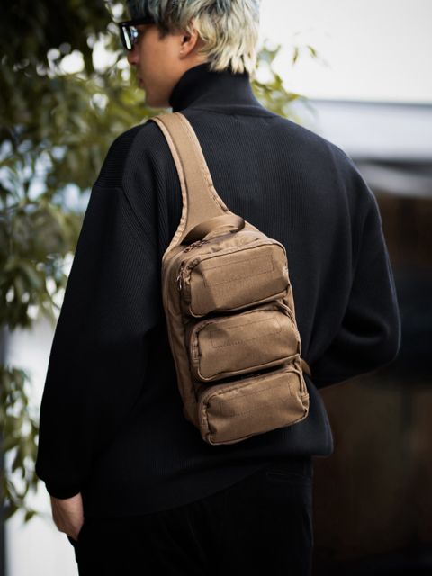 グラフペーパー  Fine Wool Saxony Medium Shoulder Bag(GU263-90428)BROWN☆10月10日(土)新作発売！