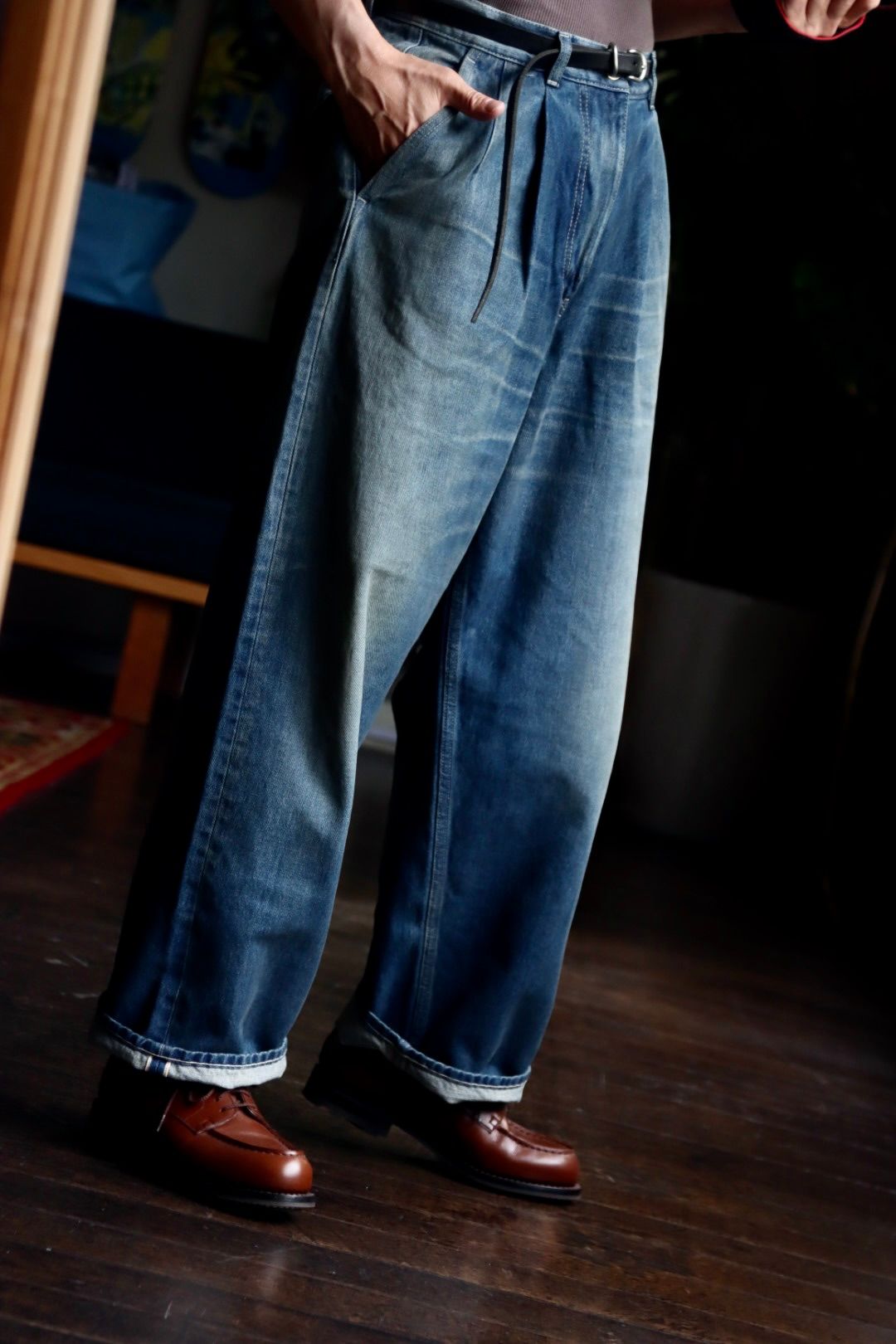 Graphpaper 23AW Selvage Denim Two Tuck Pantsスタイル.2023.8.1.