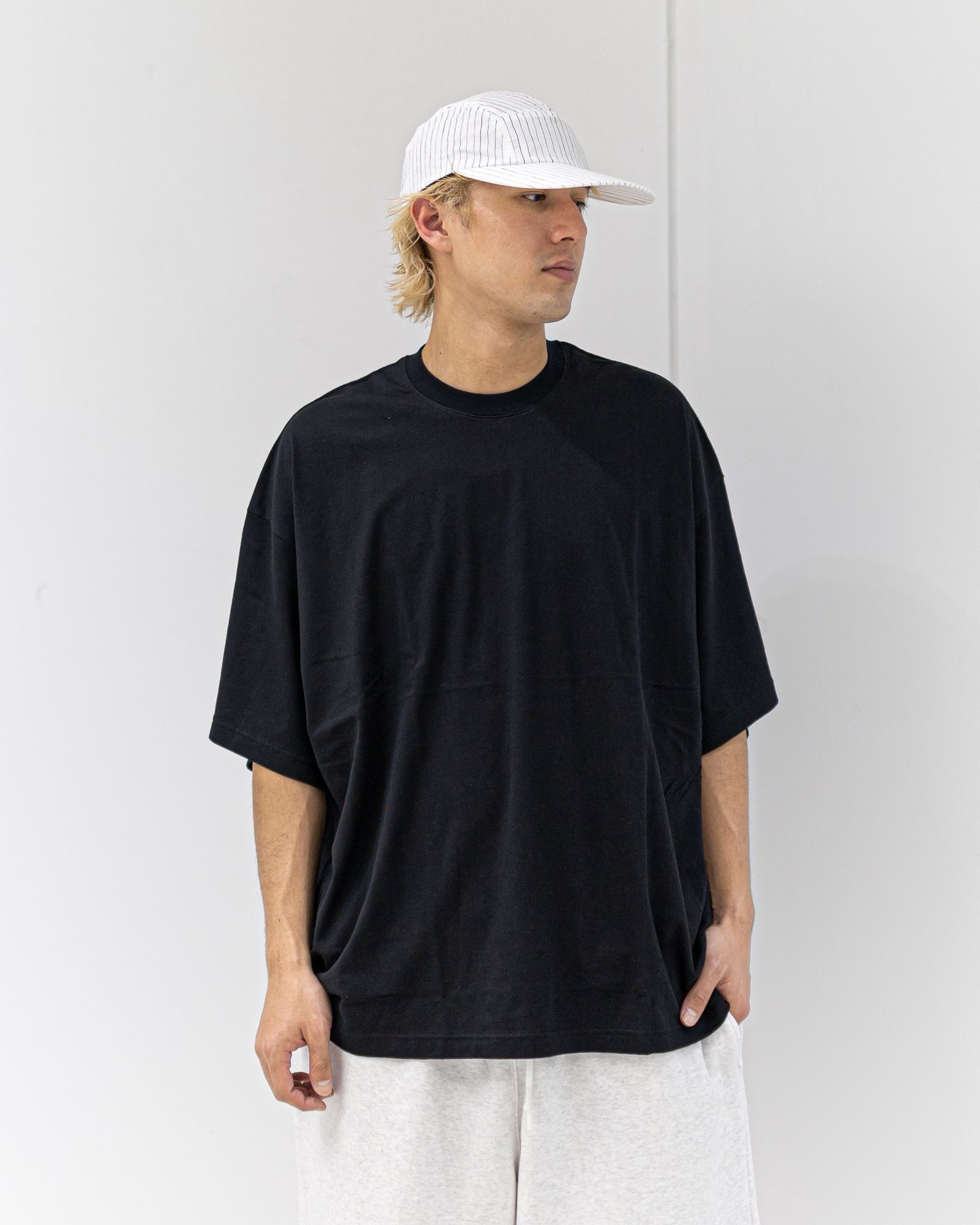 S.F.C  HENRY NECK SS TEE 新作発売！