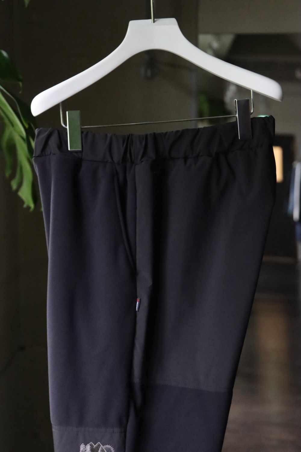 イズネス22AW THM FLEECE PANTS (1003AWPT01)BLACK