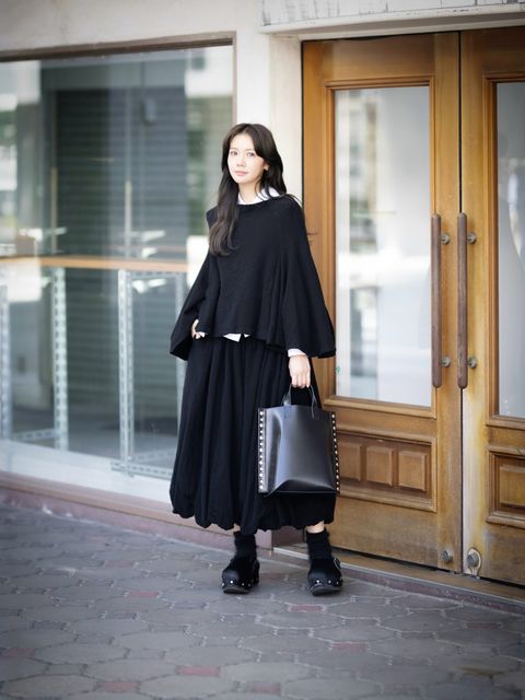 tao 26FW ウールツイル先染 製品縮絨ケープ style.2026.10.3