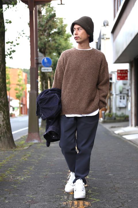 YOKE 3G BACK ZIP RIB CREW NECK"BEIGE"style.9.23.