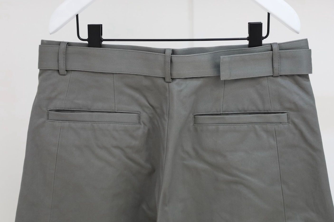 グラフペーパー Dry Westpoint Barrel-Fit Belted Pants(GM263-40381)STONE GRAY☆8月29日(土)発売！