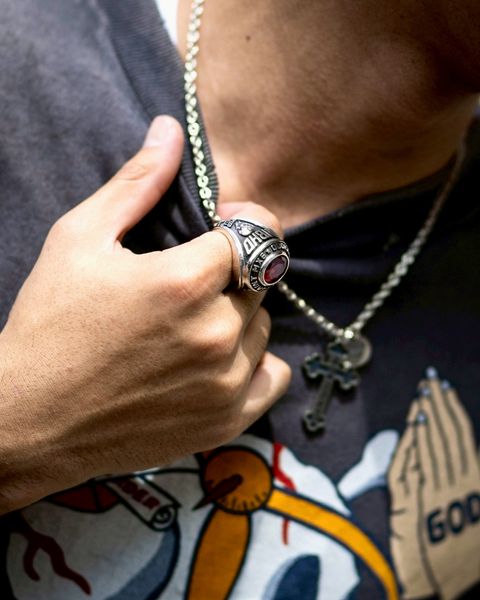 SAINT Mxxxxxx セントマイケル STHD. SS TEE PRAY スタイル！