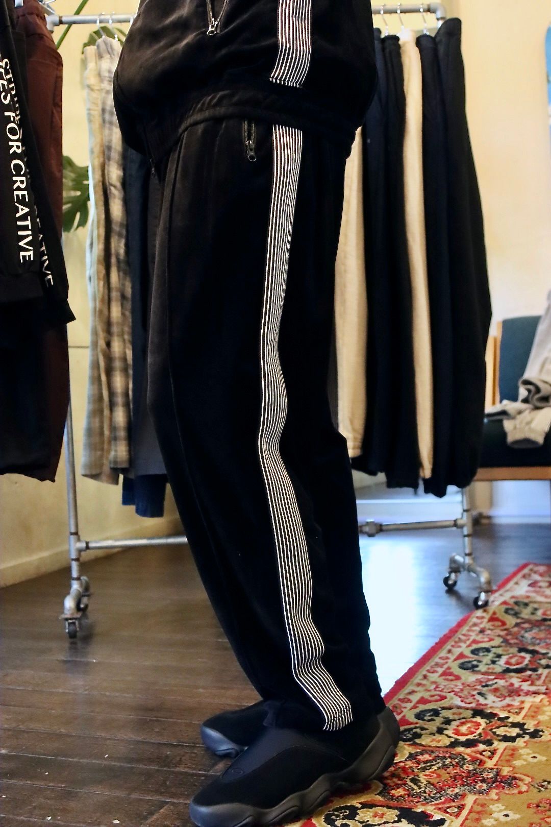 S.F.C 23FW VELOUR TRACK PANTS(SFCFW23CS07)Black
