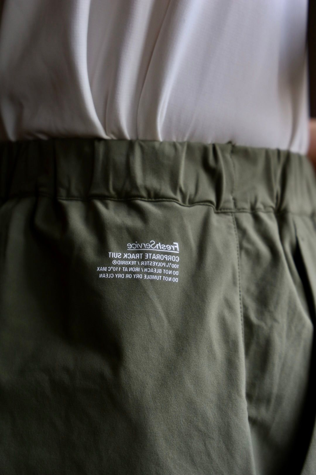 フレッシュサービス　CORPORATE TRACK SUIT　KHAKI　M フレッシュサービス CORPORATE TRACK SUIT KHAKI M