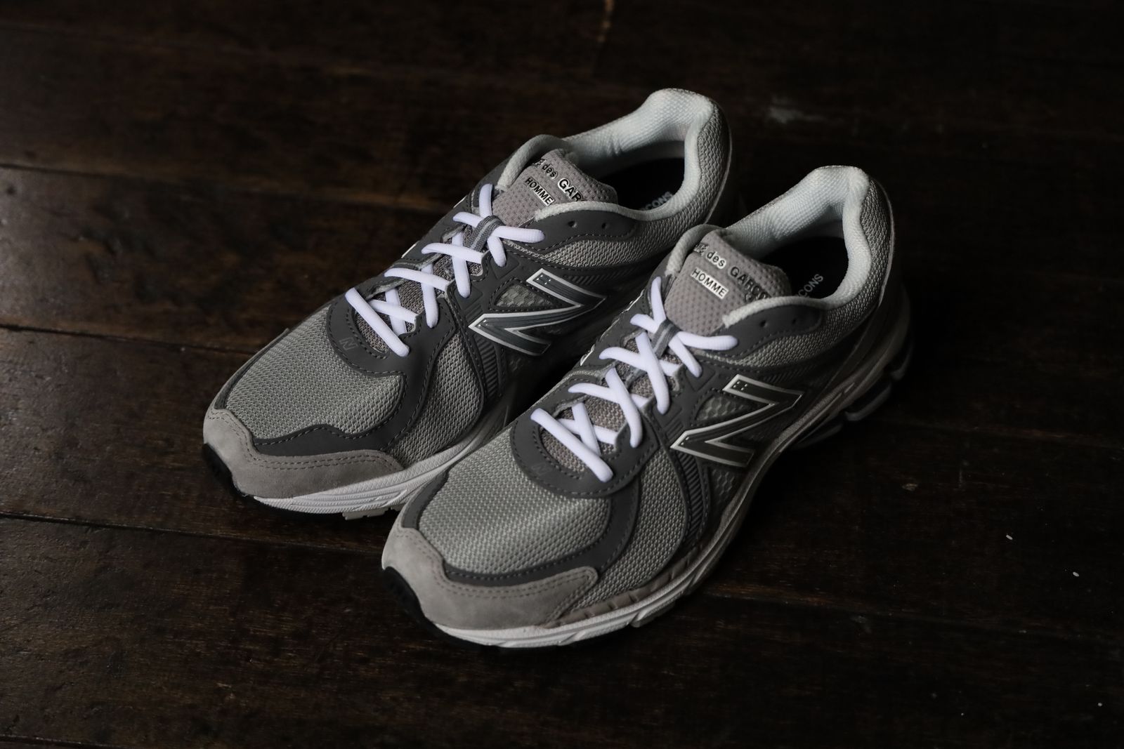 COMME des GARCONS HOMME - コムデギャルソンオム COMME des GARCONS HOMME×New Balance  MR860(HN-K102-001)GRAY | mark