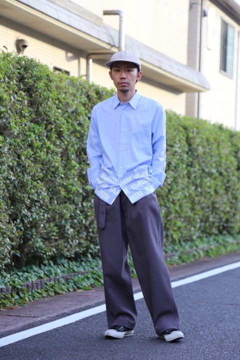 COMME des GARCONS HOMME ツイル×綿ストライプロゴプリントシャツStyle.2020.9.4..