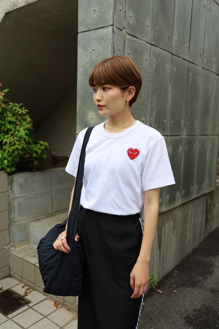 PLAY COMME des GARCONS RHINESTONE HEART Tシャツstyle.2025.6.29
