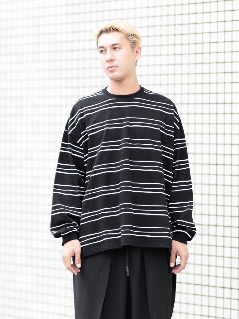 モデル186cm/着用サイズ:XL