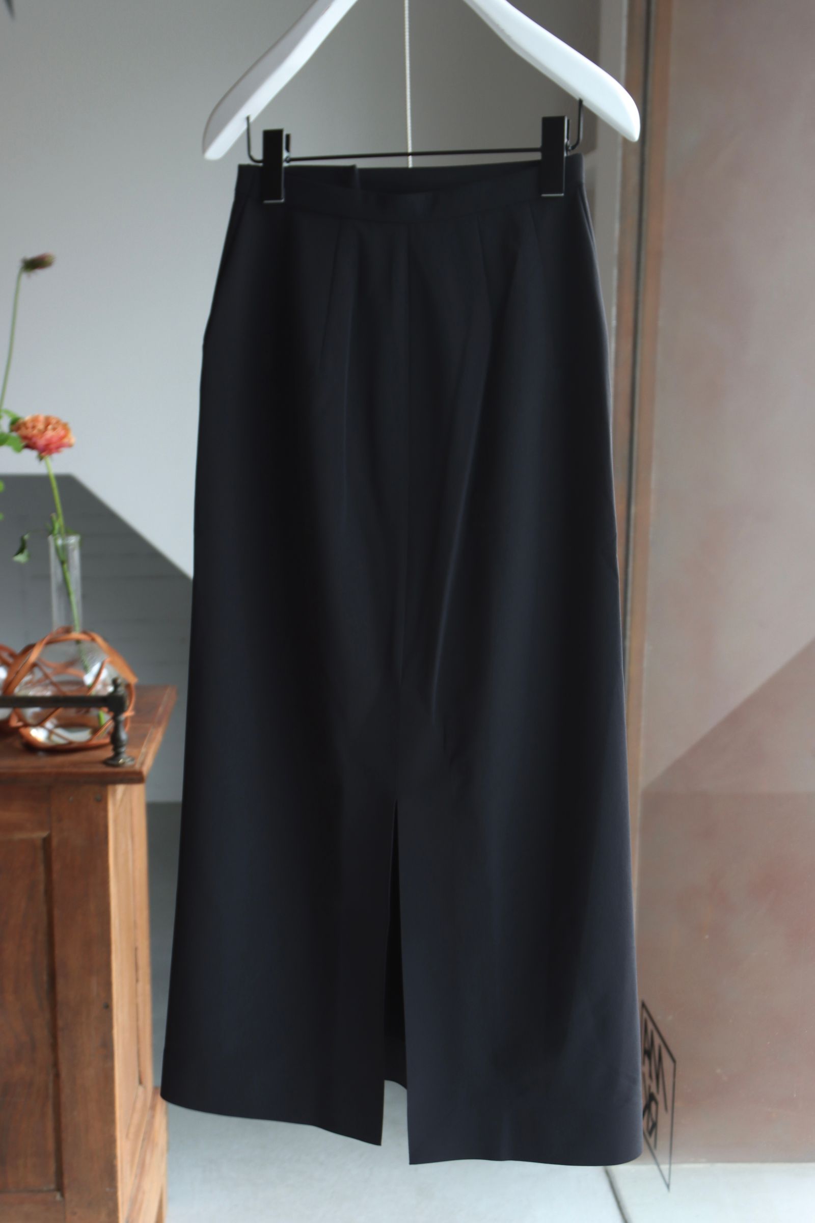 Graphpaper 25SS WOMENS PERTEX Equilibrium Over Length Pencil Skirt(GL251-40247)BLACK