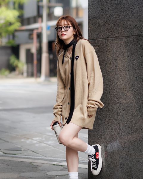 PLAY COMME des GARCONS V-NECK CARDIGAN style.2025.4.29