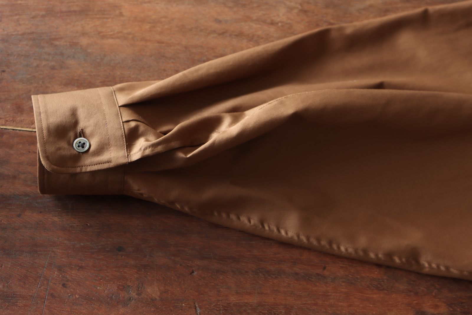 Graphpaper 25SS WOMENS Silicon Poplin Deep Slit Regular Collar Shirt(GL251-50146)BROWN