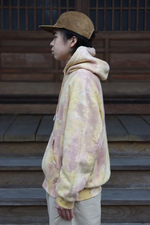 doublet WASTE VEGETABLE DYED HOODIE(22SS28CS209) style. 2022.01.19.
