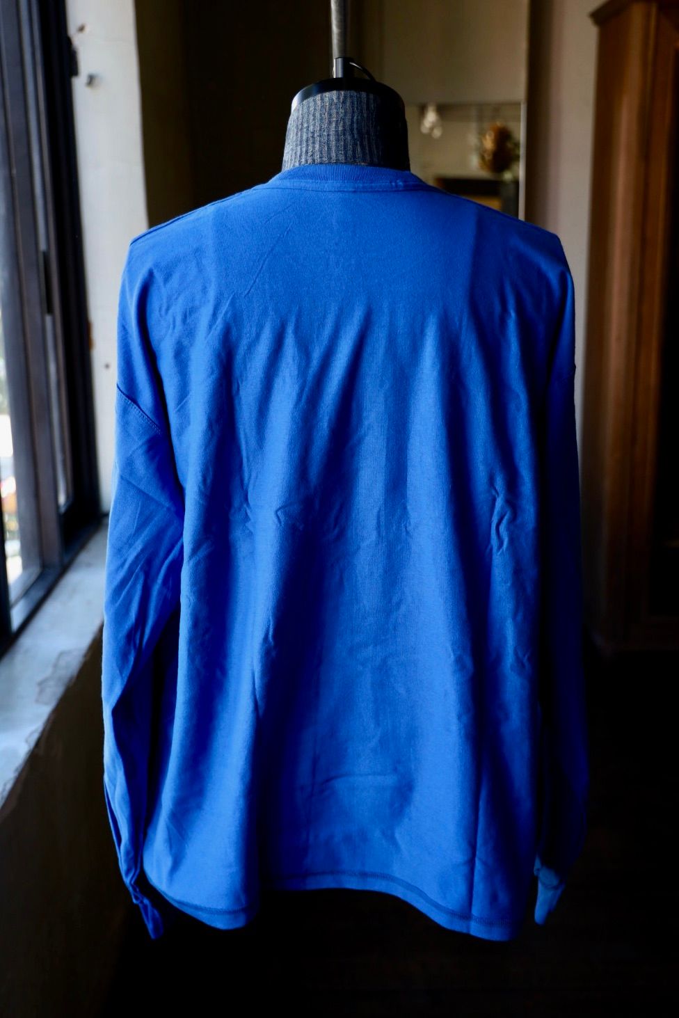 イズネスミュージック 25AW CFL LONG SLEEVE T-SHIRT (IMP6_16_LOHASLS01) ROYAL BLUE