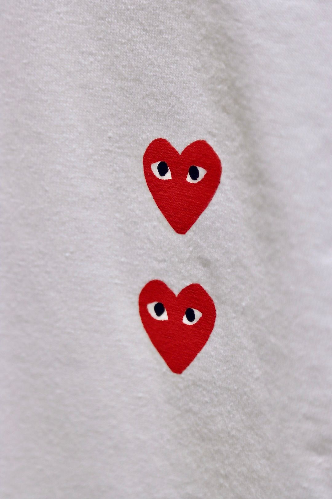 プレイコムデギャルソン PLAY VERTICAL 4 HEART L/S T-SHIRT RED HEART(AX-T339-051)WHITE -  XS