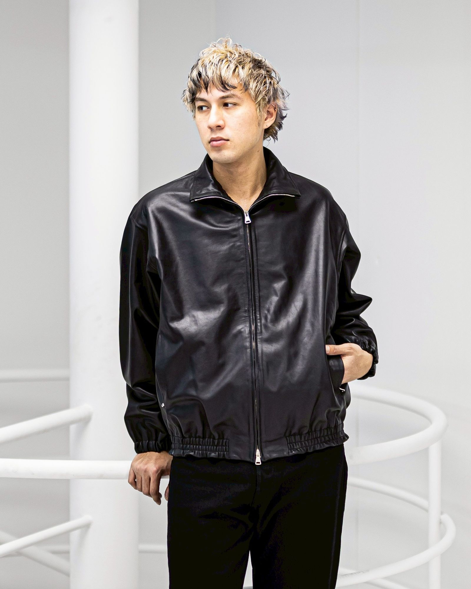 YOKE Carf Leather Truck Jacket (BLACK)1月24(土)新作発売！