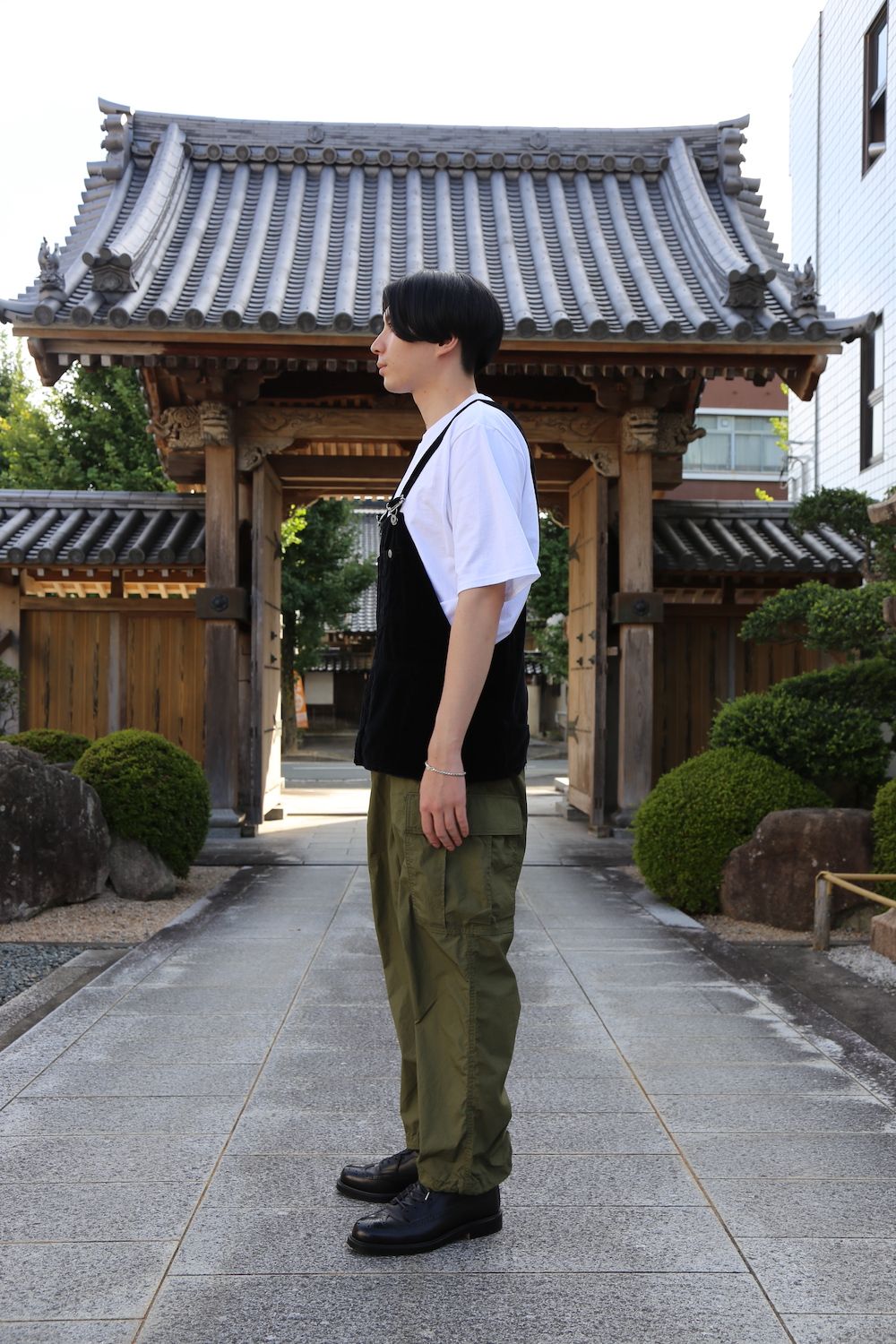 FreshService UTILITY OVER CARGO PANTS(FSW-21-PT_80) style.2021.7