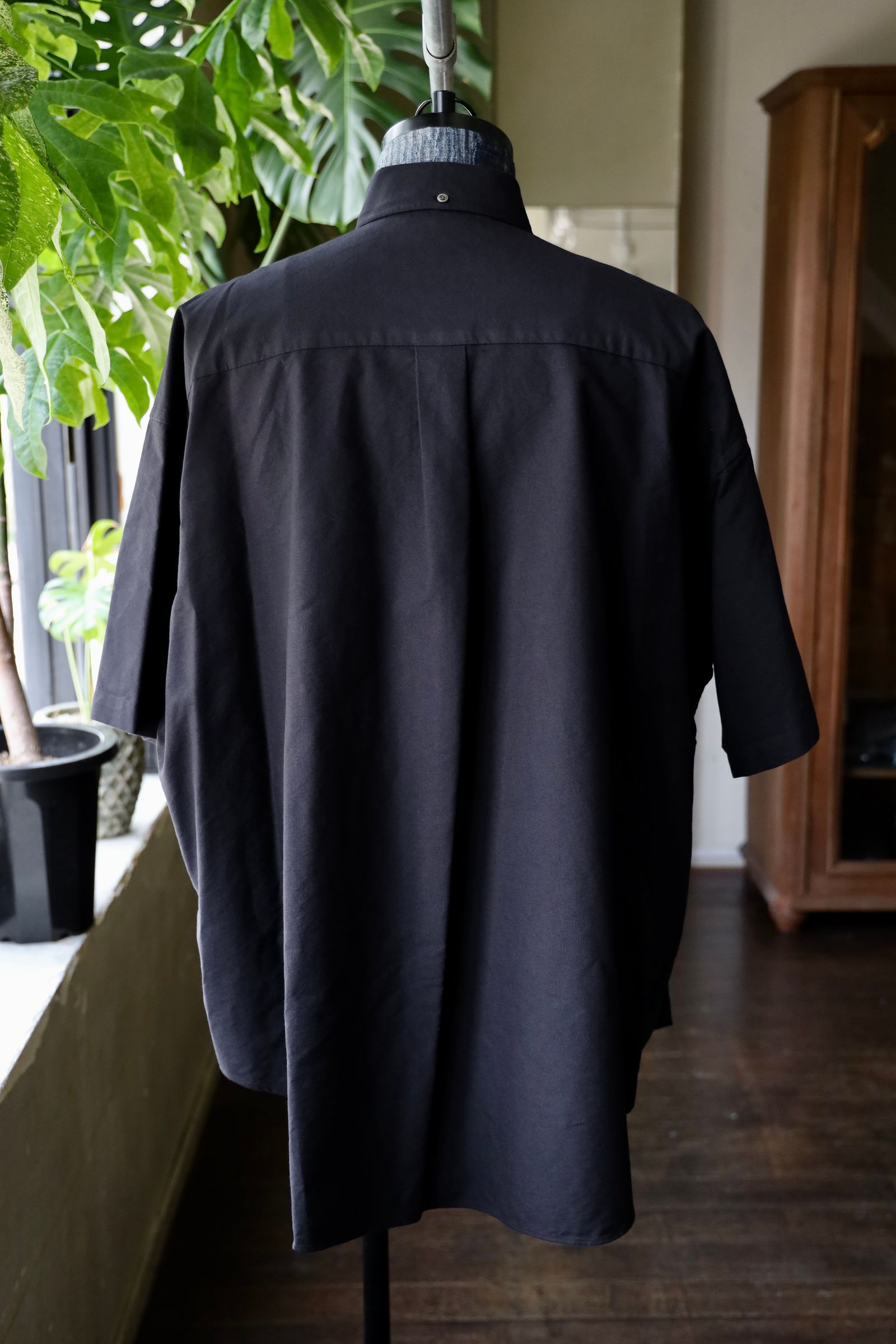 グラフペーパー Oxford Oversized S/S B.D Shirt(GM252-50076B)BLACK☆6月21日(土)発売！