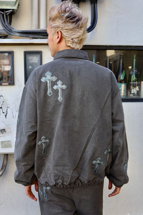 TALKING ABOUT THE ABSTRACTION CROSS JACKET MARKスタイル