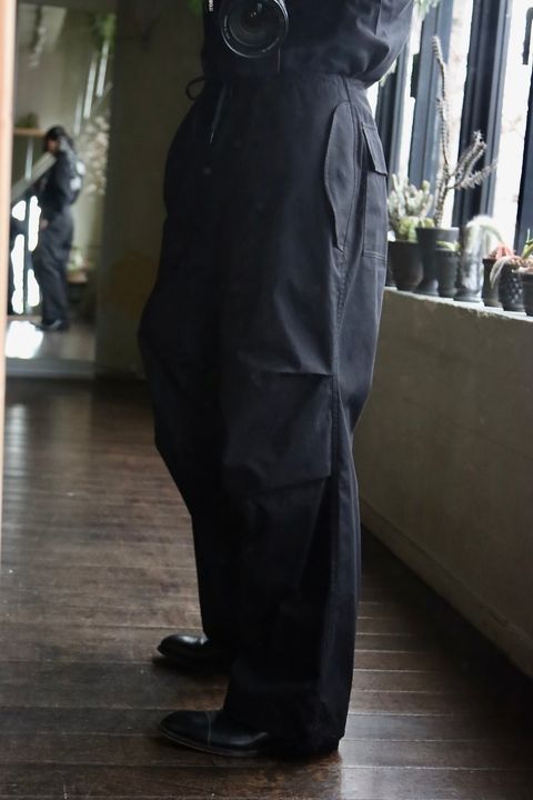 blurhms ROOTSTOCK C/N Oxford Snow Pants"BLACK"スタイル