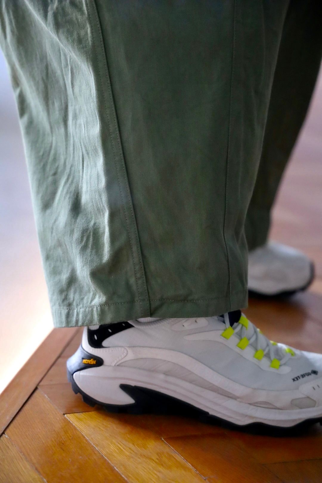 is-ness BALLOON BAKER PANTS"KHAKI"スタイル.2025.1.13.