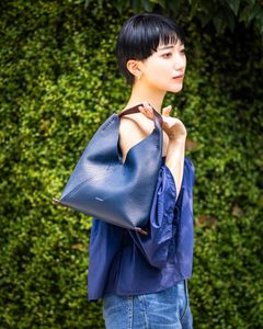 エンダースキーマ バッグ triangle bag(wt-rb-trb)navy