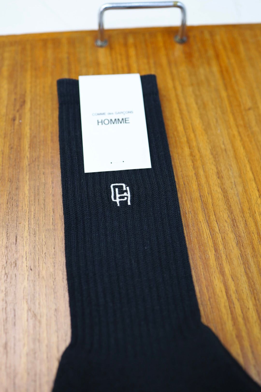 コムデギャルソンオム 綿パイル刺繍ソックス(HQ-K501-051)BLACK☆2月6日(金)発売！