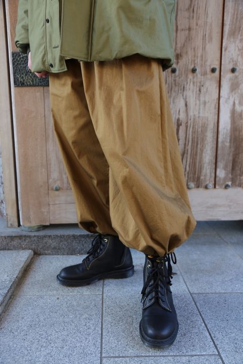 eYe JUNYA WATANABE COMME des GARCONS MAN 綿バックサテンミリタリーブルゾン(WF-J905-100)"KHAKI"style.2020.10.25.
