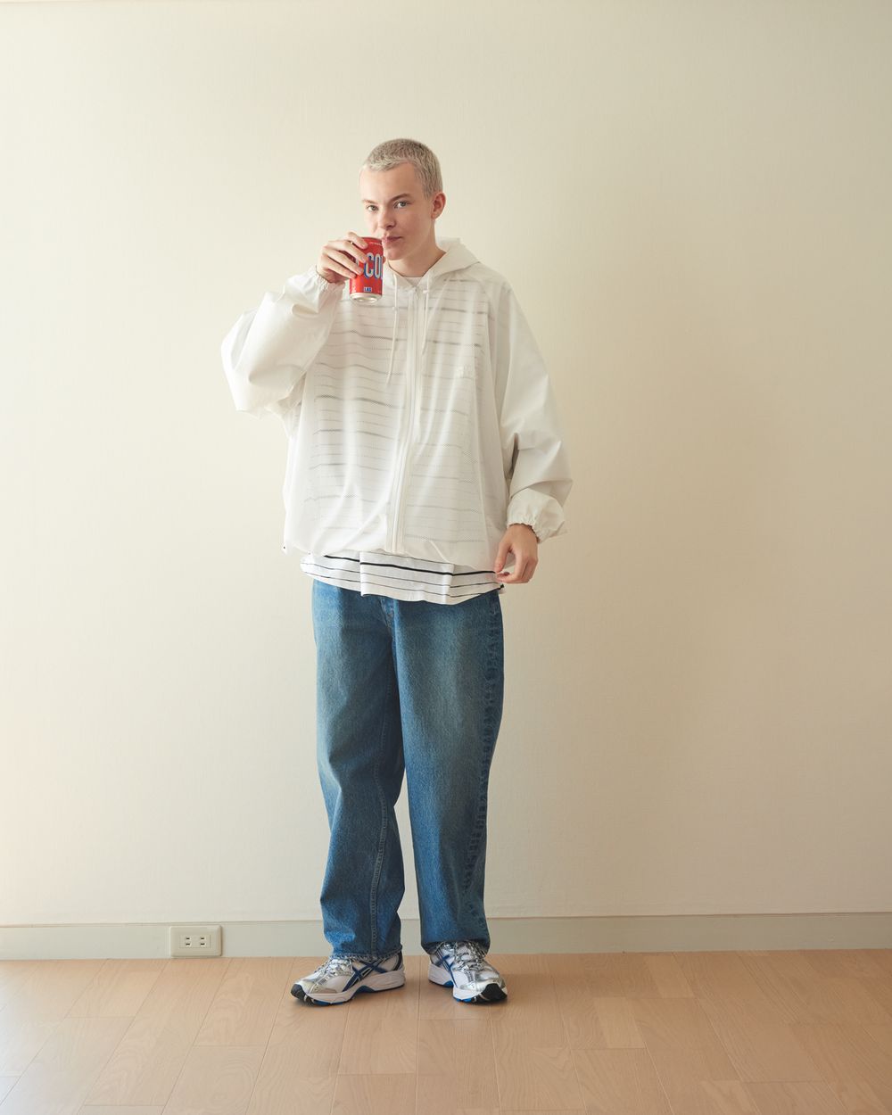 WASHED DENIM PANTS