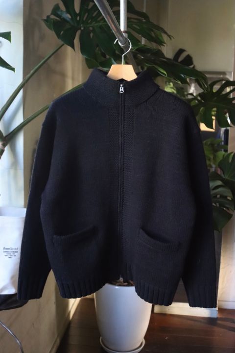 ETS.MATERIAUX / マテリオ22AW Cowchan Sweater"Black"