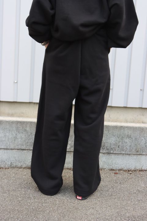 UNIVERSAL PRODUCTS YAAH HALF ZIP SWEAT HOODIE style.2022.9.11