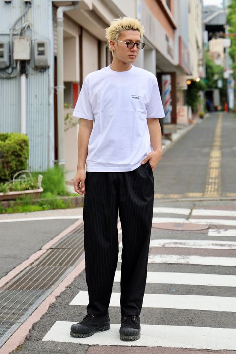COMME des GRACONS HOMME ロゴプリントTシャツ 新作発売！