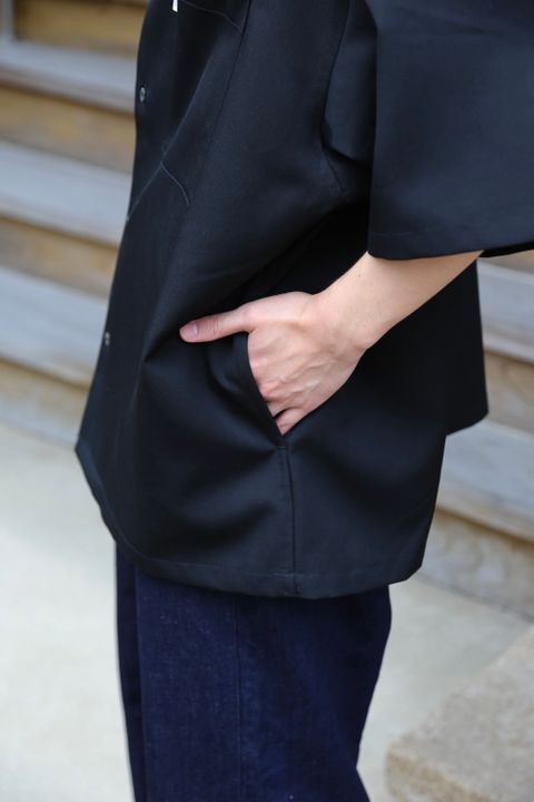 Graphpaper Selvage Wool S/S Oversized Box Shirt(GM212-50260) style. 2021.07.05.