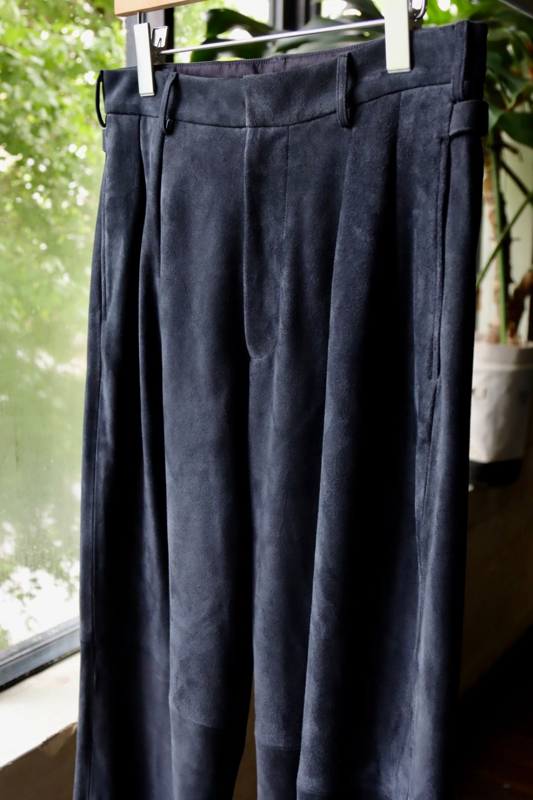 アプレッセ Suede Trousers (23AAP-04-24H)NAVY