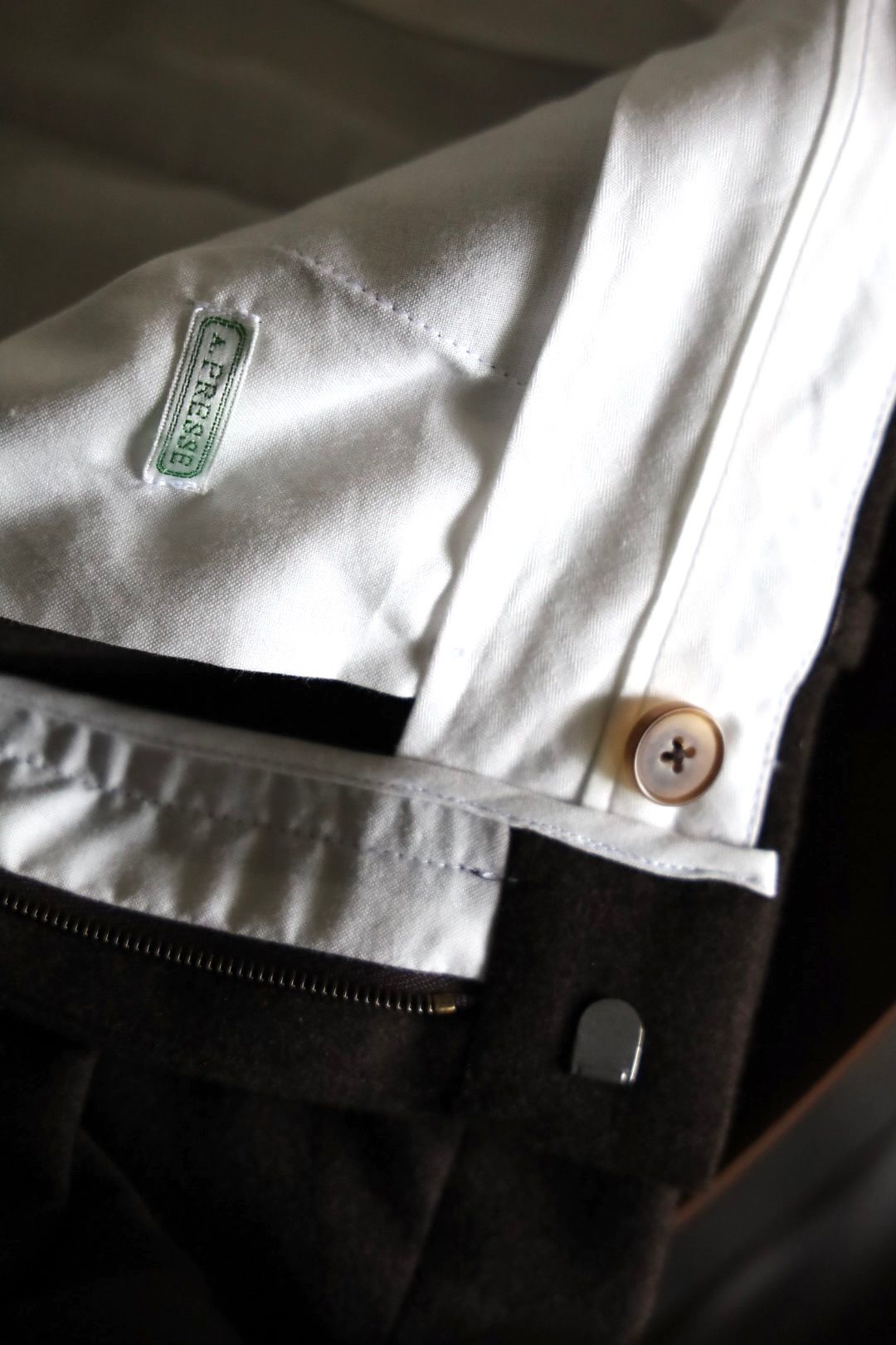 アプレッセ 2026 STYLE2 Wool Flannel Wide Trousers(26AAP-04-03)BROWN☆9月19日(土)発売！