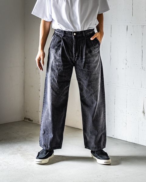 グラフペーパー Selvage Denim Two Tuck Pants(GU261-40061DB)BLACK_DARK FADE★1月24日(土)発売！