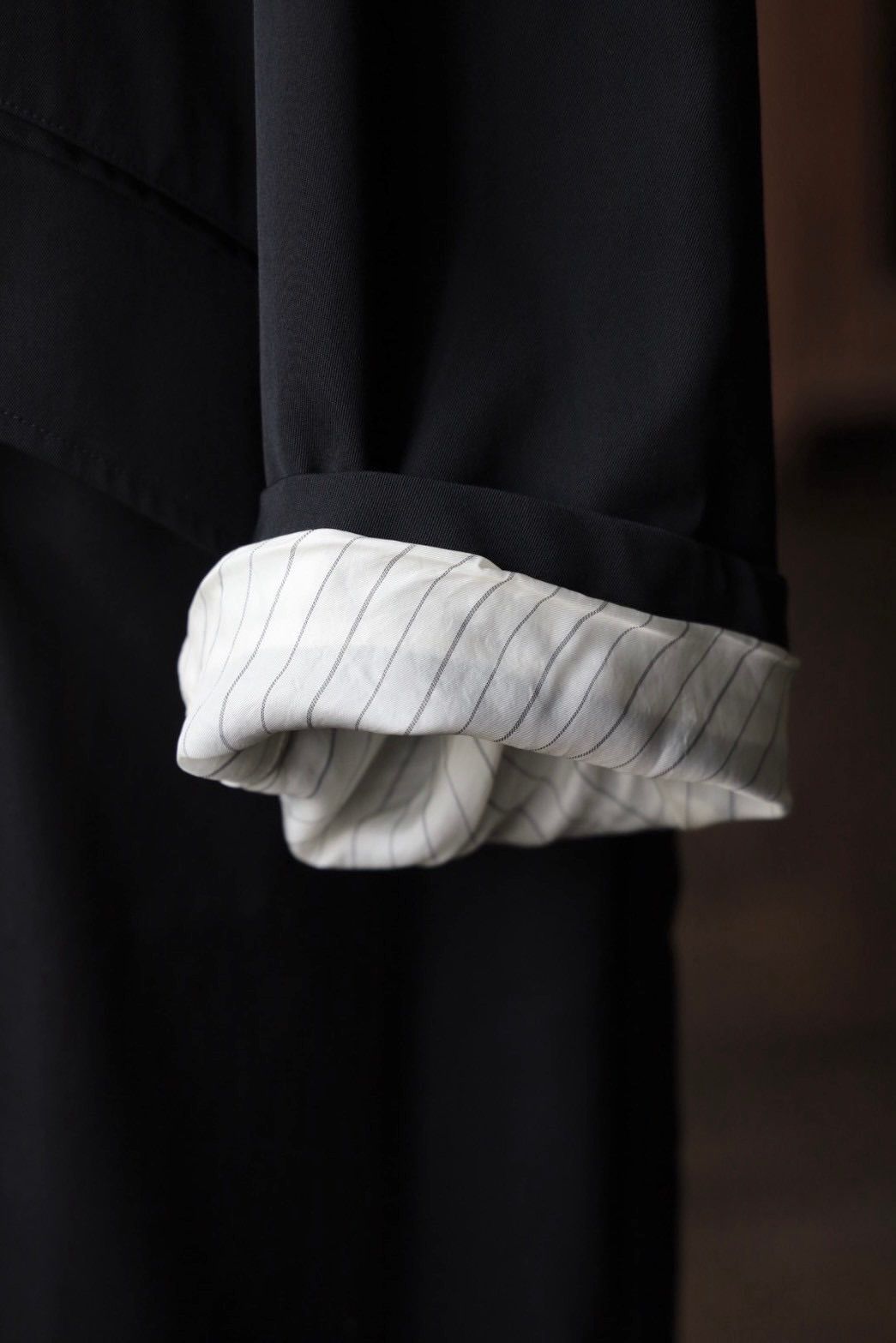 グラフペーパー 25AW Fulled Wool Gabardine Oversized Ball Collar Coat(GM253-10324)BLACK