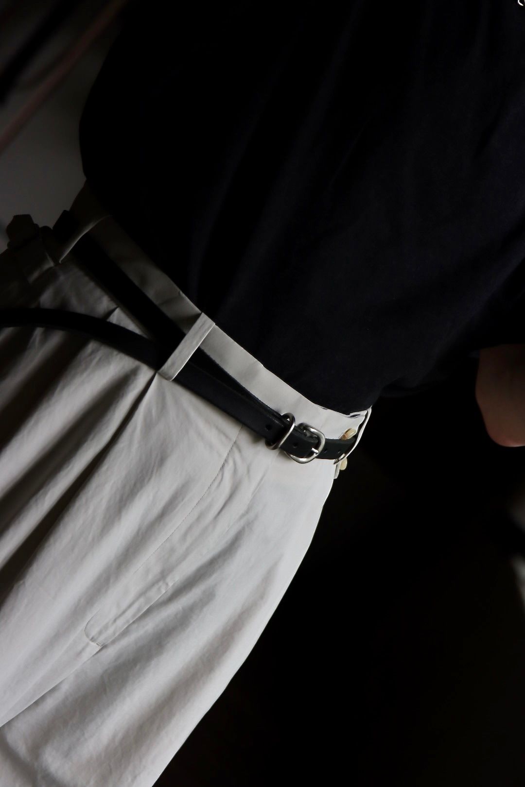 A.PRESSE High Density Weather Cloth Trousersスタイル