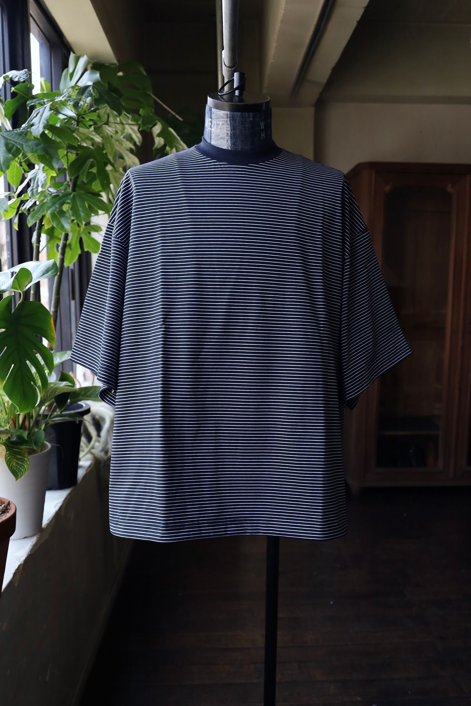 イズネス25SS BALLOON BORDER SHORTSLEEVE T-SHIRT(25SS_46_31SSSH05-3)NAVY×WHITE border