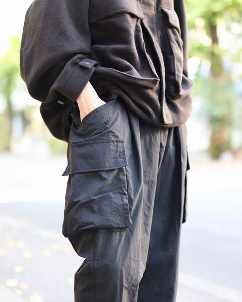 STRIPES FOR CREATIVE FW23 SUPER WIDE CARGO PANTSスタイル