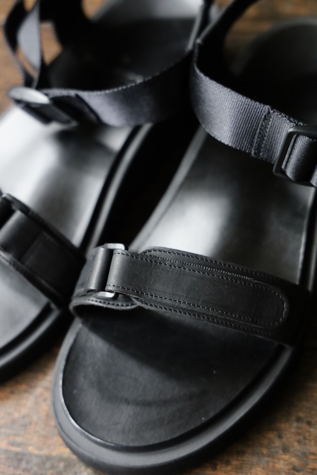FOOTWORKS - FOOTWORKSフットワークス New Sandals with Velcro