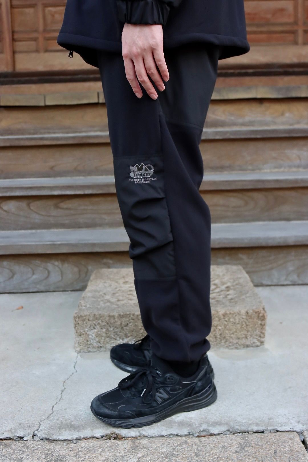 イズネス22AW THM FLEECE PANTS (1003AWPT01)BLACK