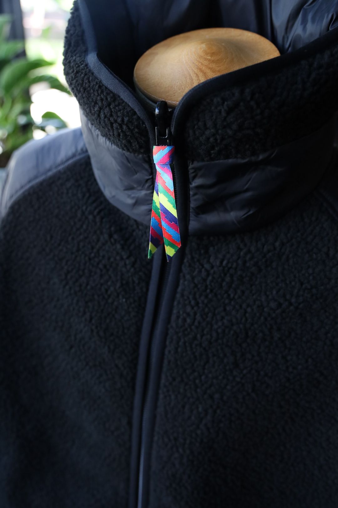 イズネス 25AW REVERSIBLE FLEECE DOWN JACKET is-ness×TAION (25AW_34_1007AWDOWNJK01)BLACK☆新作発売！