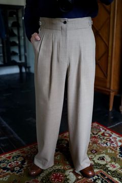 marka マーカ 26SS TWO TUCK MILITARY TROUSERS -RECYCLED POLYESTER NON-MULESED WOOL GABARDINE-(M26A06PT01C)BEIGE☆新作発売！