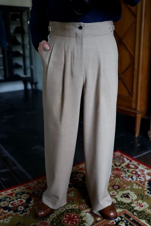 marka マーカ 26SS TWO TUCK MILITARY TROUSERS -RECYCLED POLYESTER NON-MULESED WOOL GABARDINE-(M26A06PT01C)BEIGE☆新作発売！