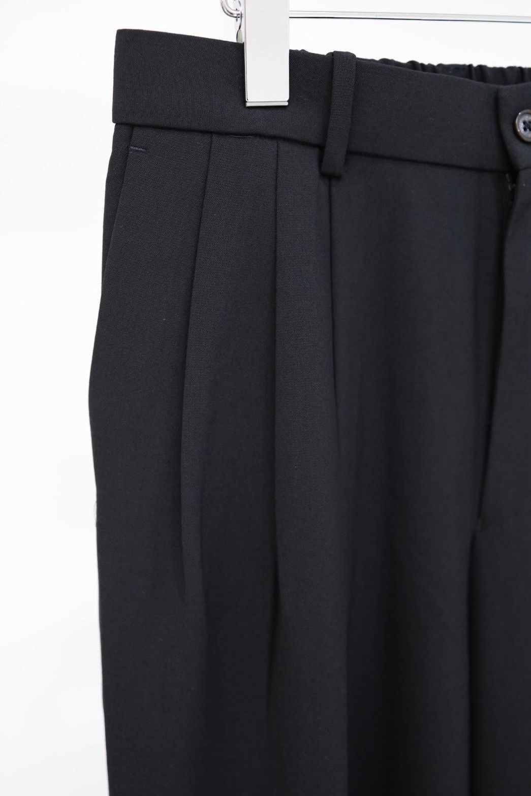 MARKAWARE 26SS TRIPLE PLEATED WIDE TROUSERS(A26A13PT02C)☆新作発売！