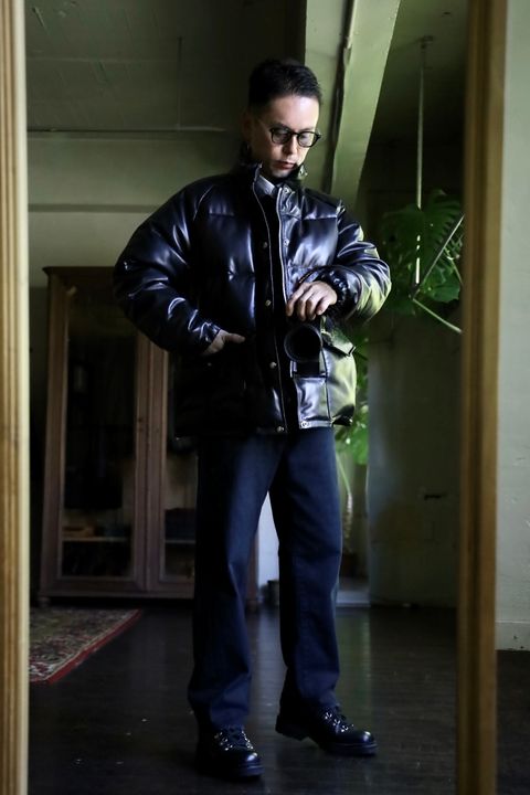 A.PRESSE Leather Down Jacketスタイル